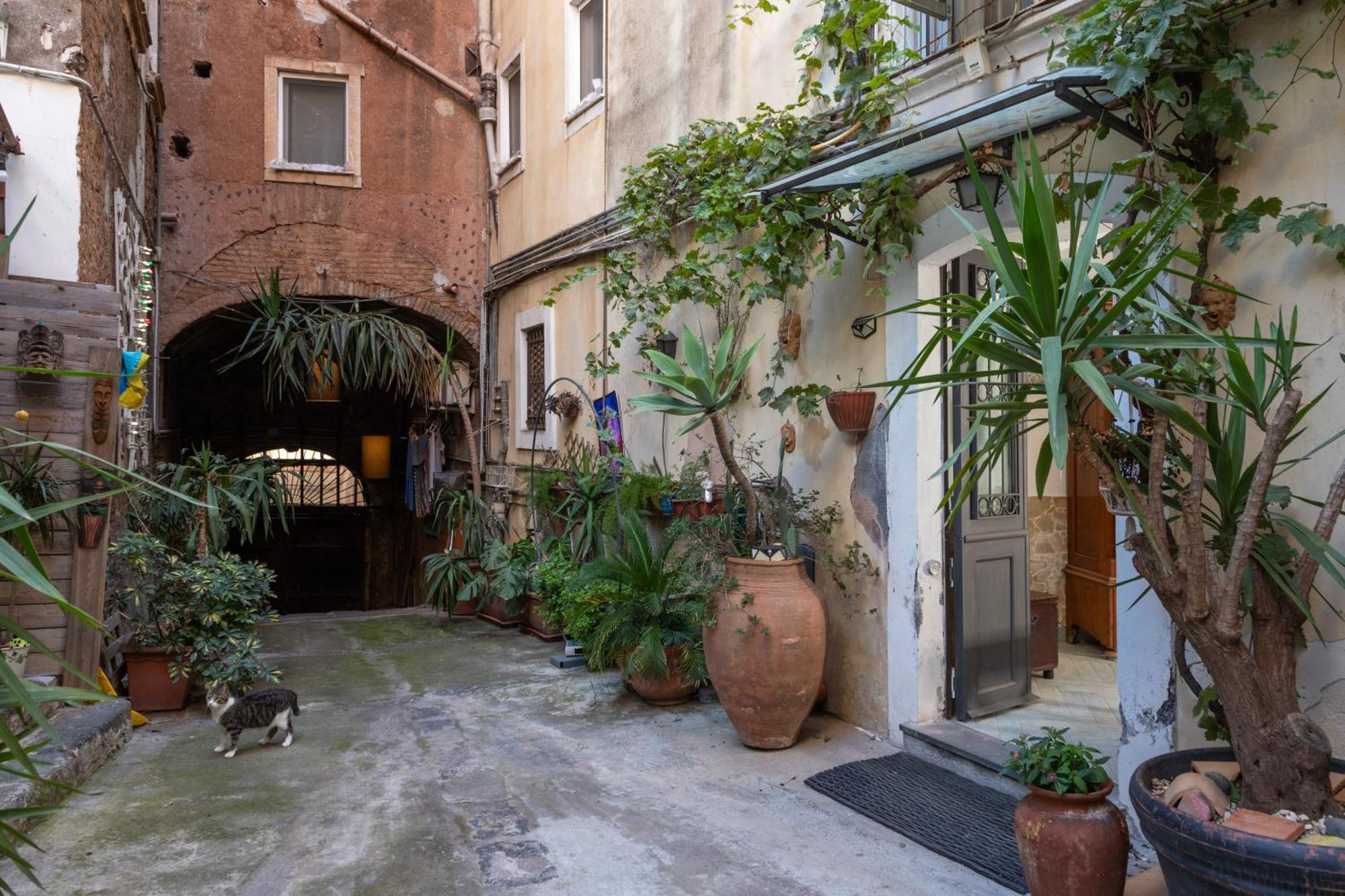 Cortile San Michele Catania